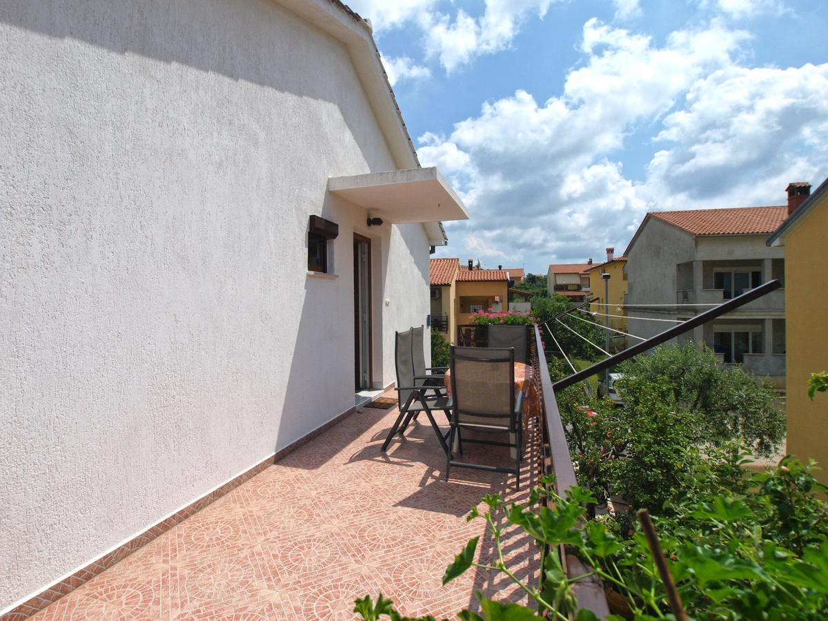 Apartments Mirko 647 Pula Exterior foto